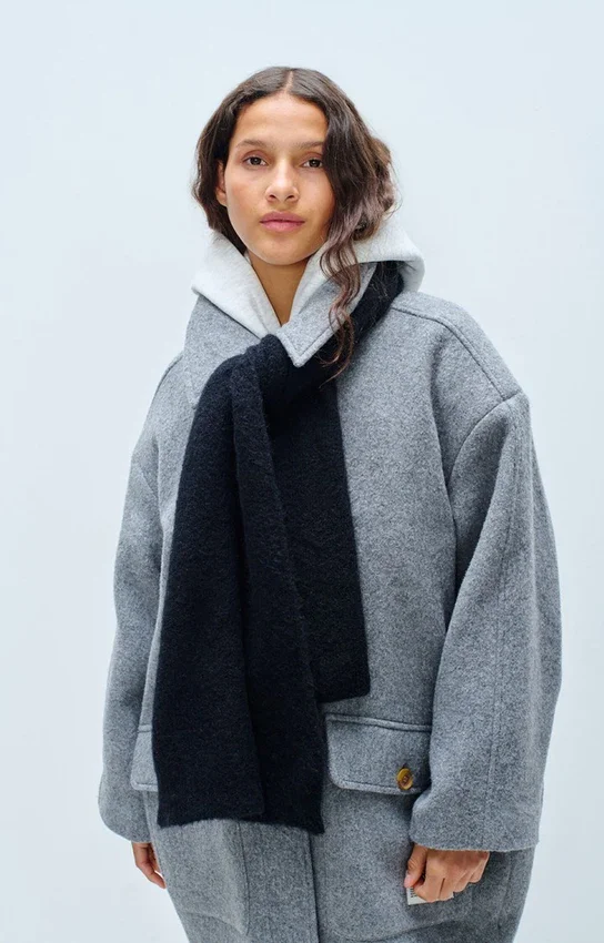 Scarf East Reference: EAST20AH26