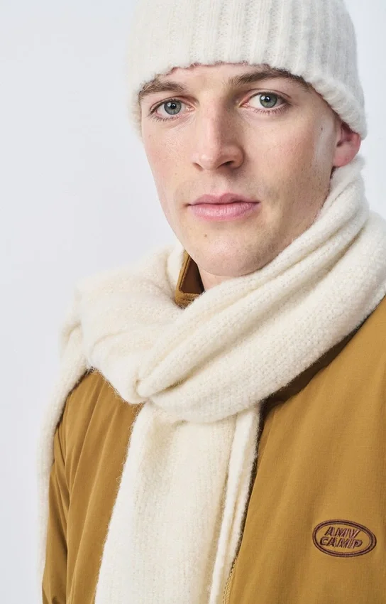 Scarf East Reference: EAST20AH26