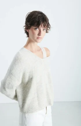 Women's jumper East Reference: EAST18HH26
