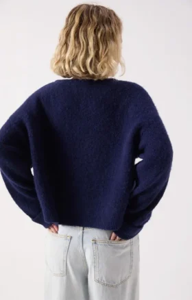 Women’s jumper East Reference: EAST18HH26