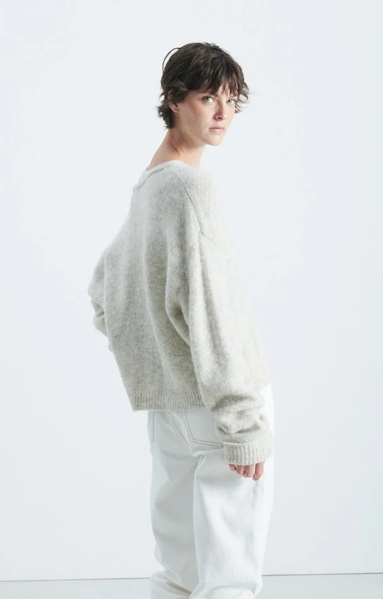 Women's jumper East Reference: EAST18HH26