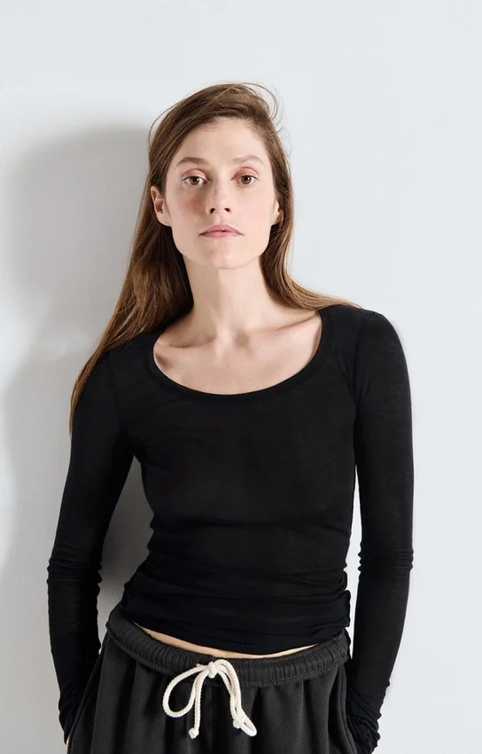 Women's t-shirt Massachusetts Reference: MAS04H26
