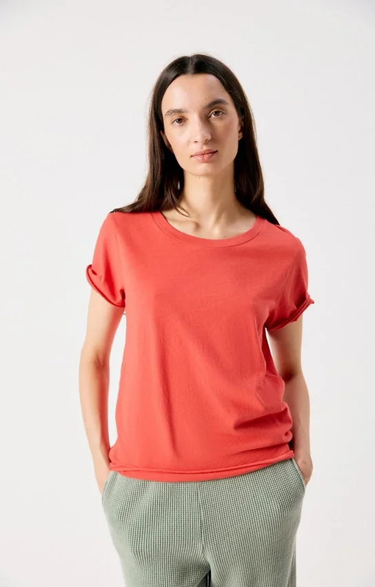 Women’s T-shirt Remytown Reference: REM02AH26